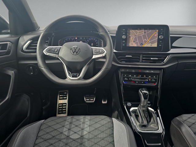 T-Roc 1.5 TSI DSG R-LINE PANO+IQ.LIGHT+RFK+NAVI+