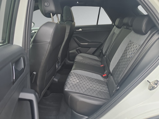 T-Roc 1.5 TSI DSG R-LINE PANO+IQ.LIGHT+RFK+NAVI+