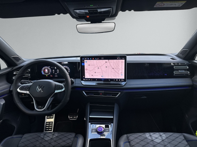 Tiguan 2.0 TDI DSG R-LINE 4MOTION PANO+360°+IQ.L