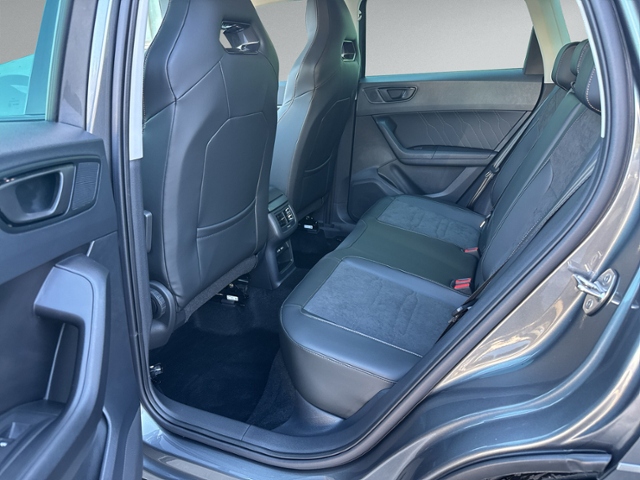 Ateca 1.5 TSI DSG AHK+RFK+NAVI.+KESSY+eHECK+ACC+