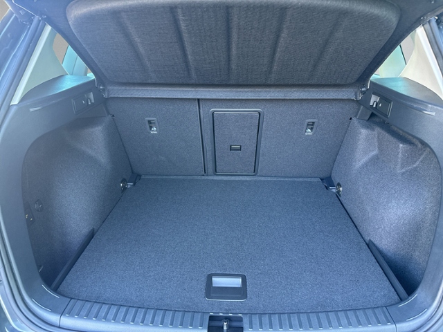 Ateca 1.5 TSI DSG AHK+RFK+NAVI.+KESSY+eHECK+ACC+