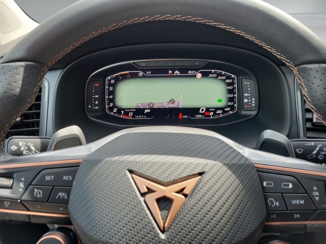Ateca 1.5 TSI DSG AHK+RFK+NAVI.+KESSY+eHECK+ACC+