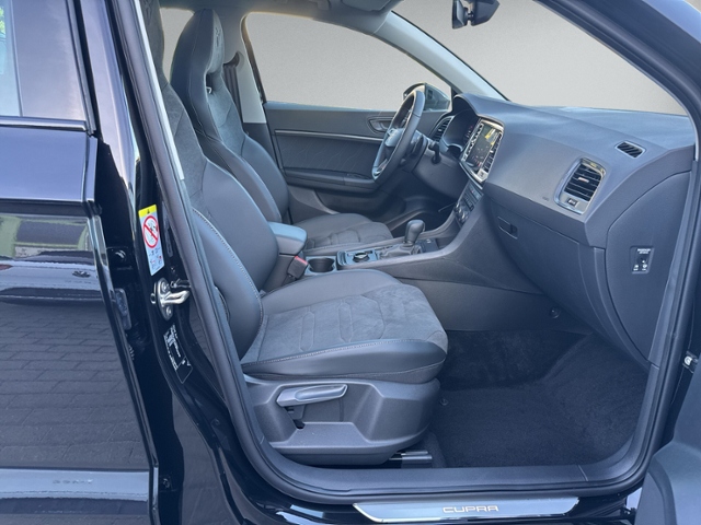 Ateca 1.5 TSI DSG PANO+AHK+RFK+NAVI.+KESSY+eHECK