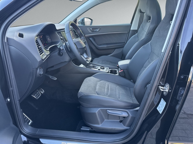 Ateca 1.5 TSI DSG PANO+AHK+RFK+NAVI.+KESSY+eHECK