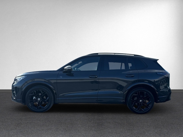Tiguan 1.5 eTSI DSG R-LINE PANO+360°+IQ.LIGHT+HE