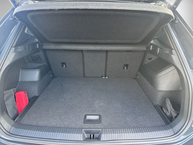 Tiguan 1.5 eTSI DSG R-LINE PANO+360°+IQ.LIGHT+HE