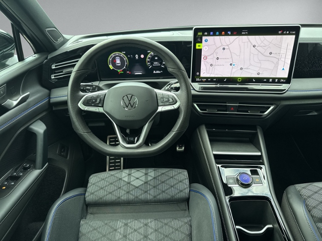 Tiguan 1.5 eTSI DSG R-LINE PANO+360°+IQ.LIGHT+HE