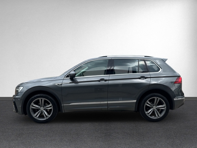 Tiguan 2.0 TDI R-LINE 4Motion LED+NAVI+eHECK+RFK