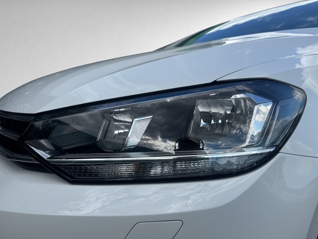 Touran 2.0 TDI UNITED 7-SITZER+PANO+AHK+NAVI+SHZ