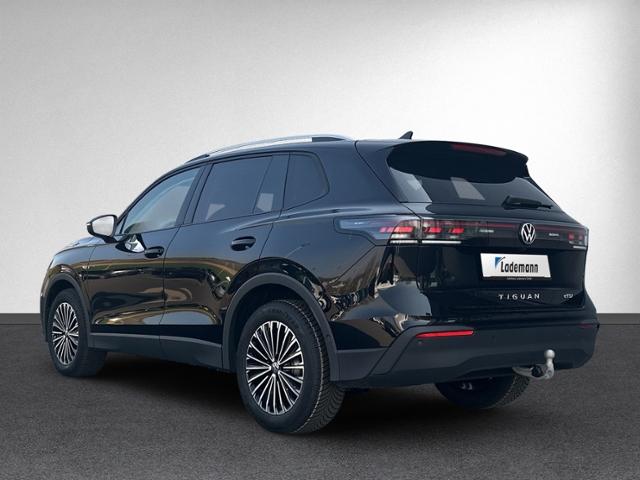Tiguan 1.5 eTSI DSG AHK+RFK+NAVI+eHECK+ACC+KEYLE