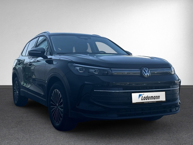 Tiguan 1.5 eTSI DSG AHK+RFK+NAVI+eHECK+ACC+KEYLE