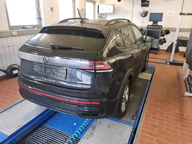 Taigo 1.5 TSI DSG R-LINE RFK+IQ.LIGHT+NAVI.+ACC+