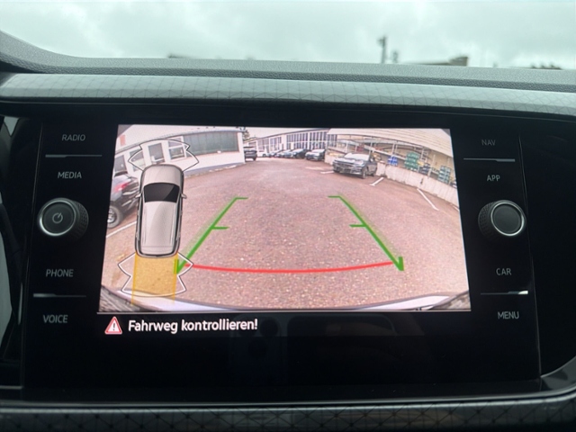 T-Cross 1.5 TSI DSG STYLE AHK+NAVI+KAMERA+LED+SH