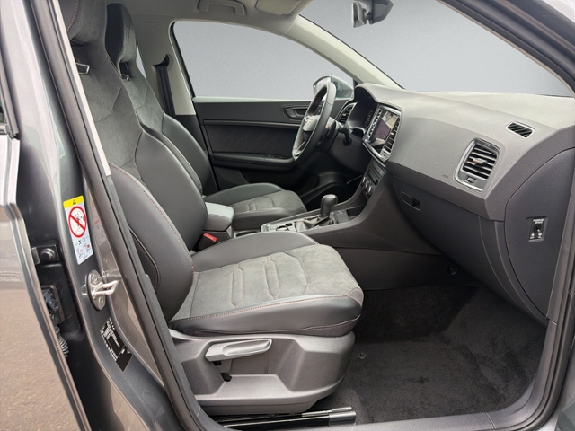 Ateca 2.0 TSI 4DRIVE AHK+RFK+eHECK+KESSY+NAVI+LE