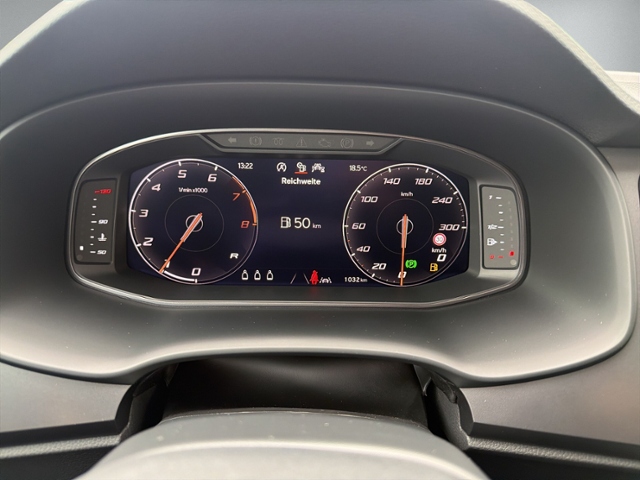 Ateca 2.0 TSI 4DRIVE AHK+RFK+eHECK+KESSY+NAVI+LE