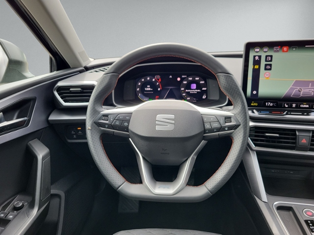 Leon ST 1.5 eTSI DSG FR AHK+NAVI+KAMERA+ACC+LED+