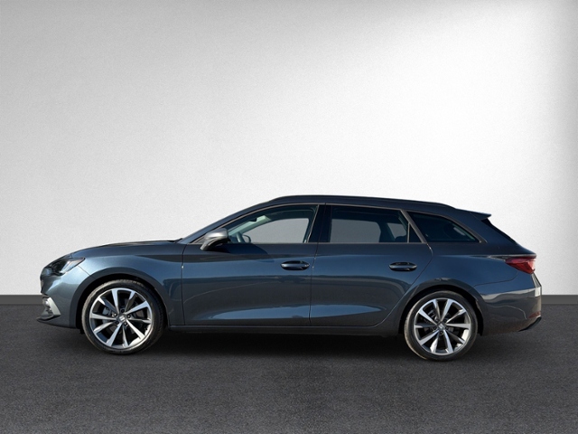 Leon ST 2.0 TDI DSG FULL-LINK+AHK+KAMERA+ACC+LED