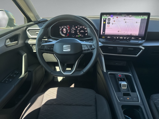 Leon ST 2.0 TDI DSG FR AHK+LED+NAVI.+KAMERA+ACC+