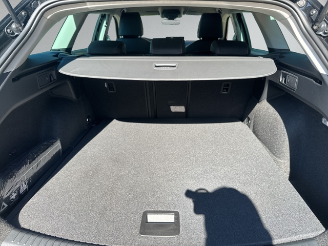Leon ST 2.0 TDI DSG FR AHK+LED+NAVI.+KAMERA+ACC+