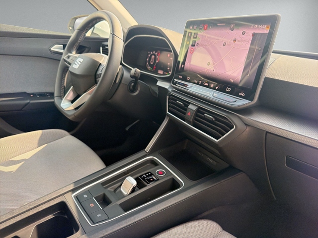 Leon ST 1.5 eTSI DSG STYLE AHK+RFK+NAVI+ACC+LED+