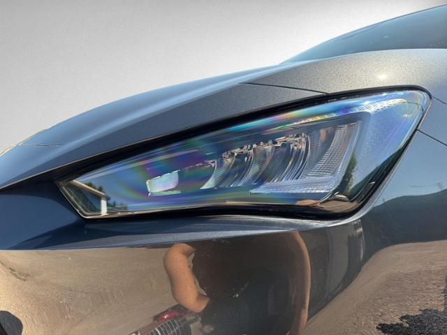 Leon ST 2.0 TDI DSG STYLE AHK+KAMERA+ACC+LED+LMF