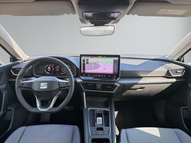 Leon ST 2.0 TDI DSG STYLE AHK+NAVI+KAMERA+ACC+LE