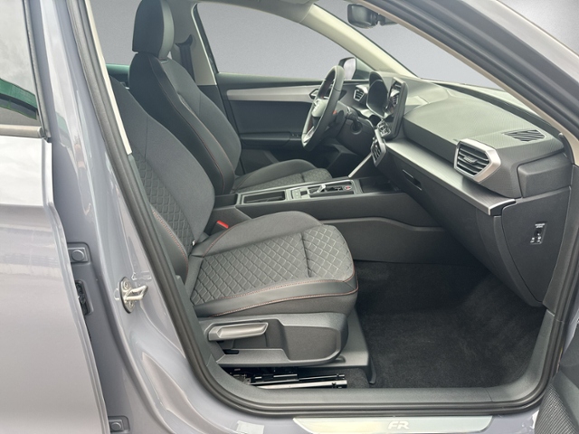 Leon 1.5 eTSI DSG FR LED+KAMERA+ACC+SIHZ+NEBELSC