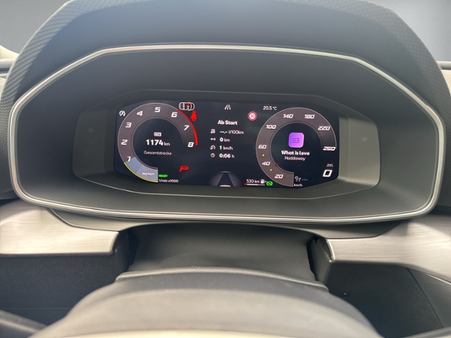Leon 1.5 eTSI DSG FR LED+KAMERA+ACC+SIHZ+NEBELSC