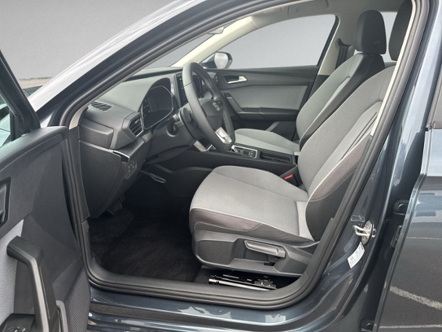 Leon 1.5 eTSI DSG STYLE KAMERA+ACC+LED+CLIMATRON