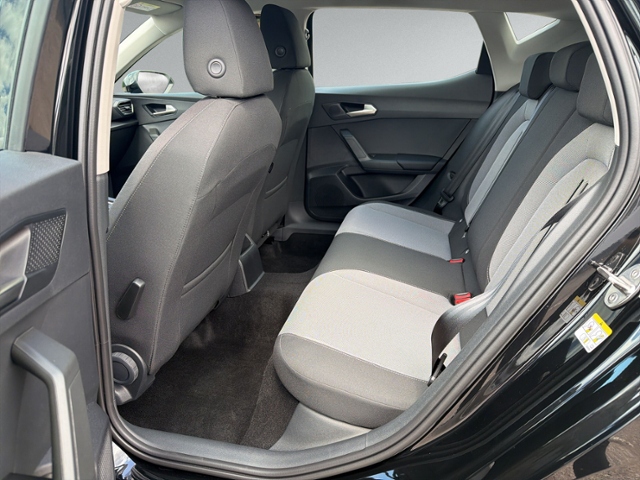 Leon 2.0 TDI DSG FULL-LINK+LED+KAMERA+SITHZ+ACC+