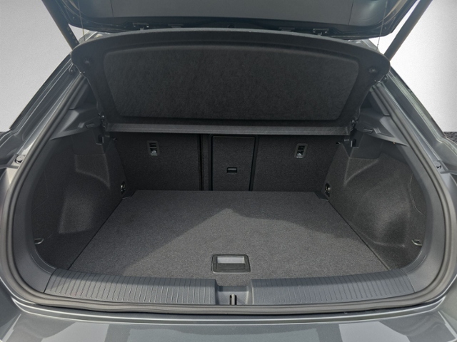 T-Roc 1.5 TSI DSG R-LINE PANO+IQ.LIGHT+RFK+NAVI+