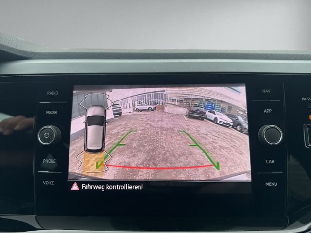 Polo 1.0 TSI DSG R-LINE PANO+IQ.LIGHT+RFK+ACC+SH