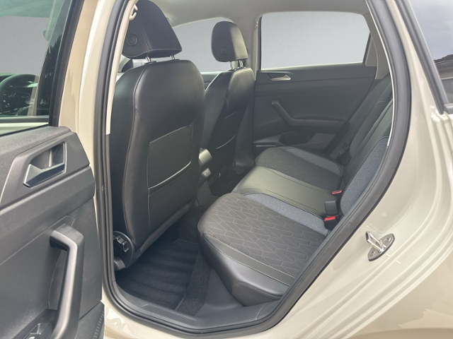 Polo 1.0 TSI DSG GOAL RFK+LED+NAVI+ACC+SIHZ+DAB+