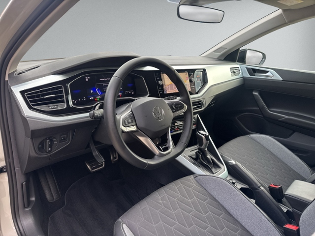 Polo 1.0 TSI DSG GOAL RFK+LED+NAVI+ACC+SIHZ+DAB+