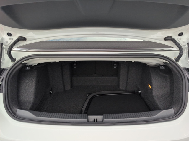 T-Roc Cabriolet 1.5 TSI DSG R-LINE AHK+NAVI+LED+