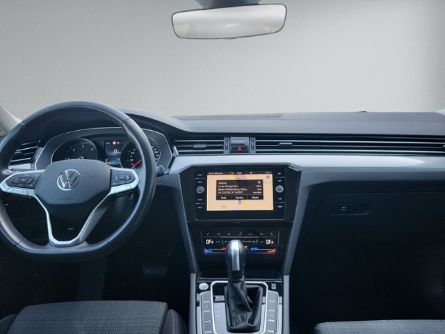 Passat Variant 2.0 TDI DSG RFK+NAVI+ACC+LED+SIHZ