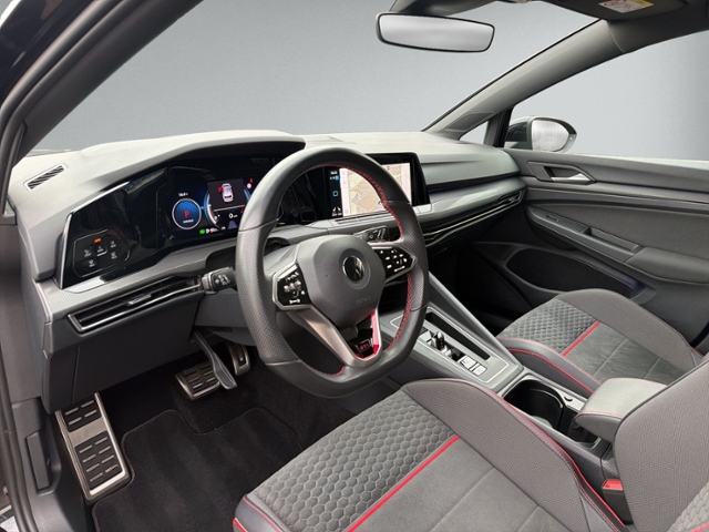 Golf VIII 2.0 TSI GTI Clubsport LED+NAVI+RFK+ACC