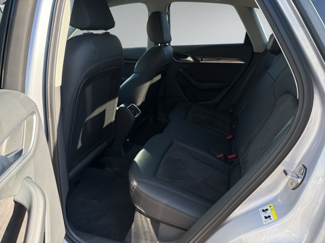 Q3 2.0 TFSI quattro sport XENON+GRA+NAVI.+eHECK+