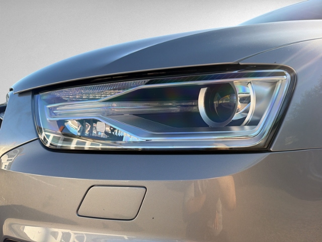Q3 2.0 TFSI quattro sport XENON+GRA+NAVI.+eHECK+