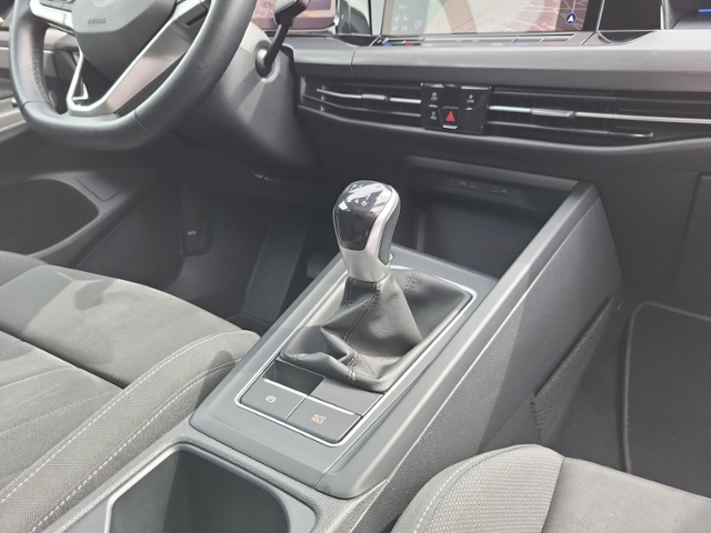 Golf VIII 1.5 TSI STYLE LED+NAVI+KAMERA+ACC+SHZ+