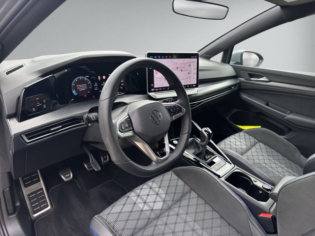 Golf VIII Variant 1.5 TSI R-LINE RFK+NAVI+ACC+SH
