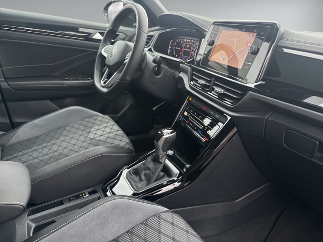 T-Roc 1.5 TSI DSG R-LINE PANO+IQ.LIGHT+RFK+NAVI+