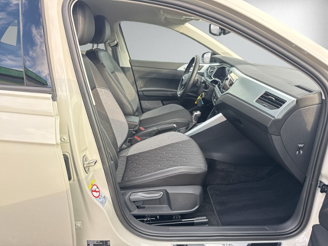 Polo 1.0 TSI DSG GOAL RFK+LED+NAVI+ACC+SIHZ+DAB+