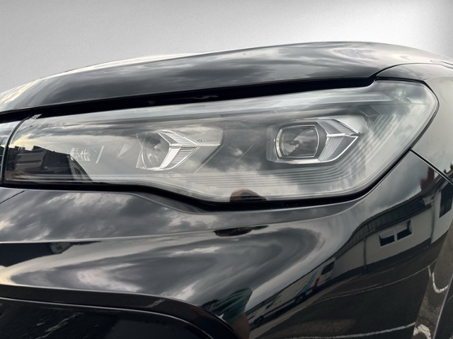 Tiguan 1.5 eTSI DSG R-LINE PANO+AHK+360+IQ.LIGHT