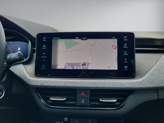 Kamiq 1.0 TSI DSG TOUR LED+NAVI+RFK+behz.WSS+ACC