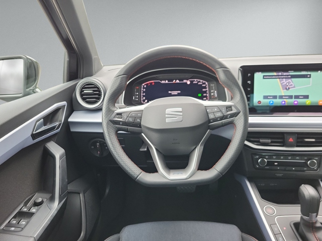 Arona 1.0 TSI DSG FR LED+NAVI+KAMERA+KESSY+SIHZ+