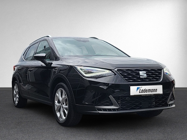 Arona 1.0 TSI DSG FR LED+NAVI+KAMERA+KESSY+SIHZ+