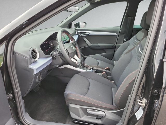 Arona 1.0 TSI DSG FR LED+NAVI+KAMERA+KESSY+SIHZ+