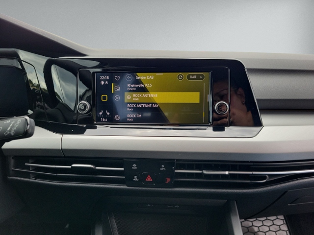 Golf VIII Variant 1.5 TSI LED+PDC+CLIMAAUTO.+SHZ