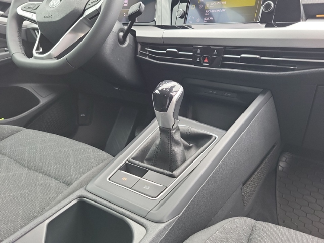 Golf VIII Variant 1.5 TSI LED+PDC+CLIMAAUTO.+SHZ